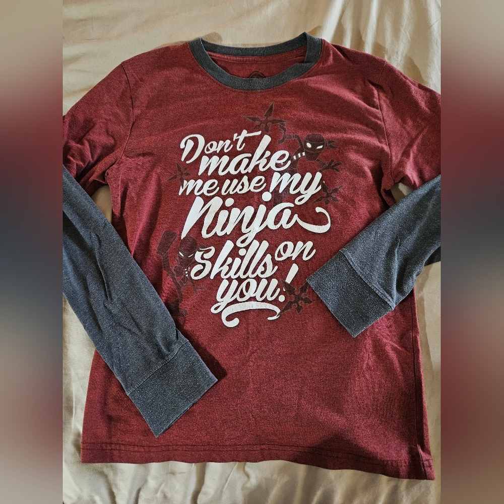 Hybrid Boys L Long Sleeve Ninja Tshirt